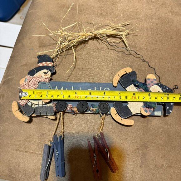 Mittens Holiday Decor - Snowman - Picture 3 of 3